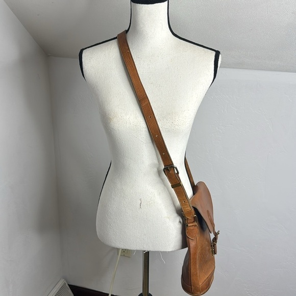 Eddie Bauer Brown Vintage Leather Crossbody Bag MCB6724R - Picture 16 of 16